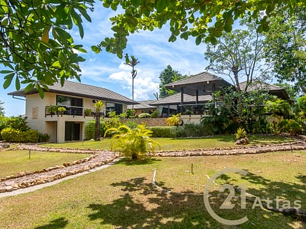 villa with garden for sale in koh samui